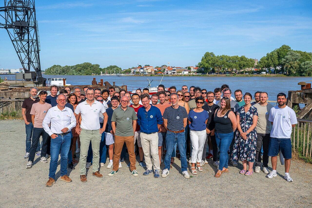 Les équipes du groupe ALAND réunies en soirée sur les quais de Loire